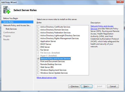 En la pantalla Select Server Roles, seleccionar el Role Network Policy and Access Services, y click Next para continuar.